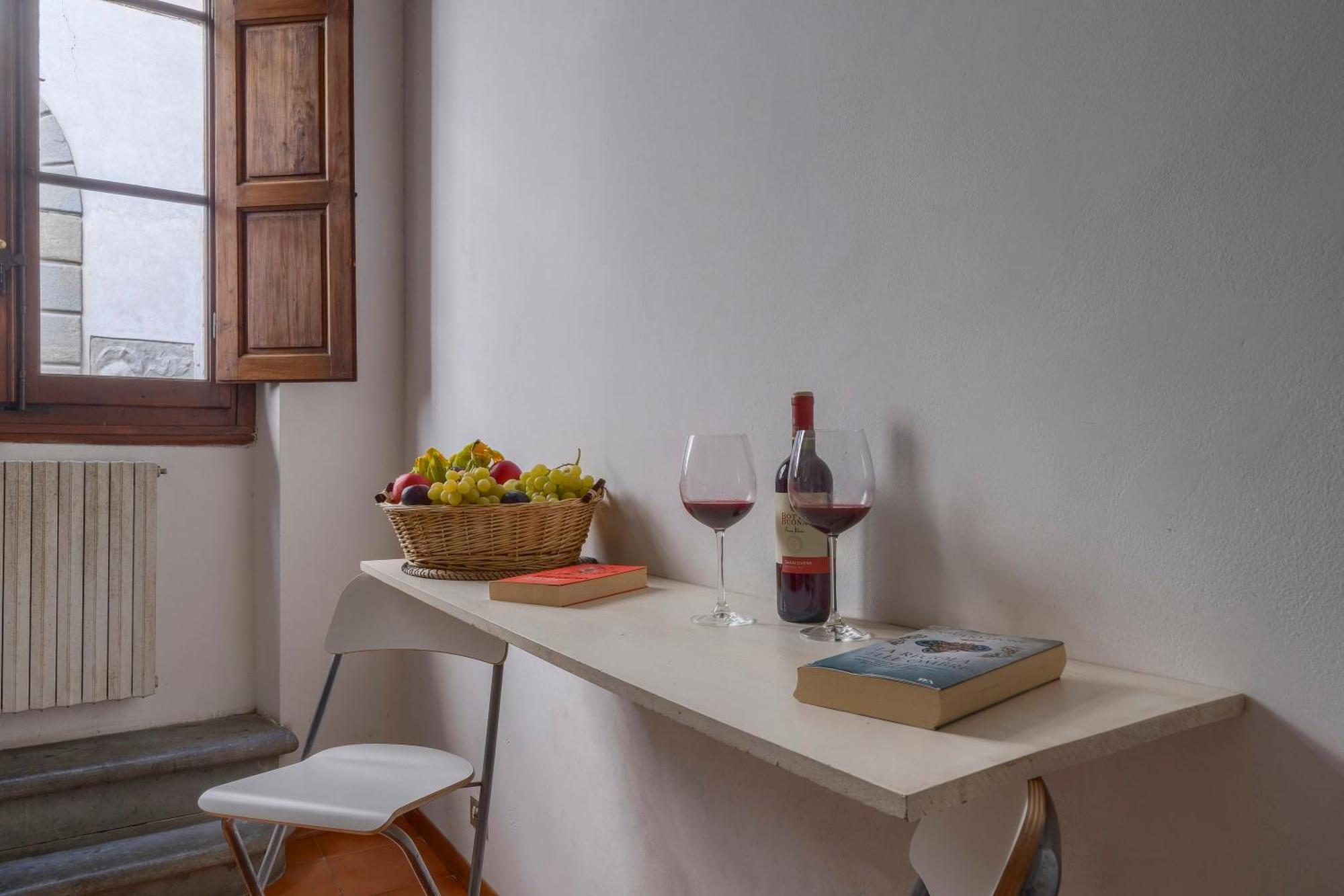 Apartamento La Casa Di Dante Alighieri *
