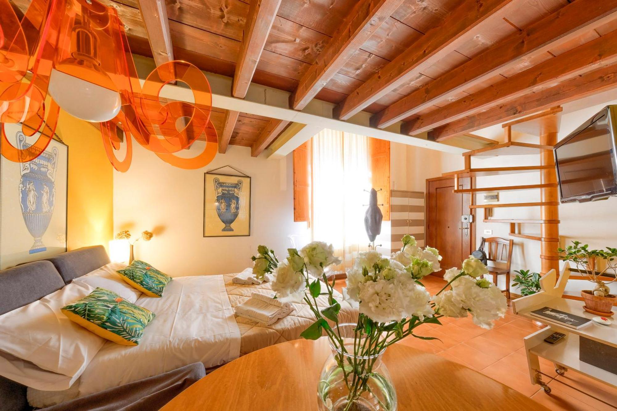La Casa Di Dante Alighieri Apartamento *