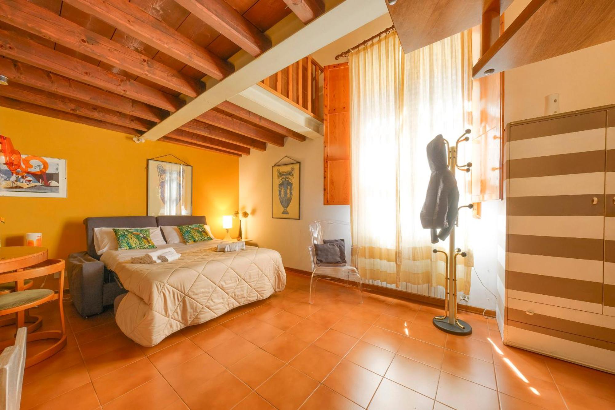 Apartamento La Casa Di Dante Alighieri *